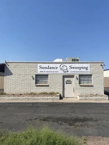 636 W Commerce Ave, Gilbert, AZ à louer - Photo de l’immeuble – Image 2 sur 8