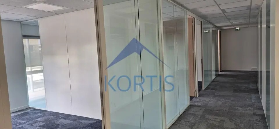 Bureau dans Saint-Priest à louer - Photo intérieure – Image 2 sur 12