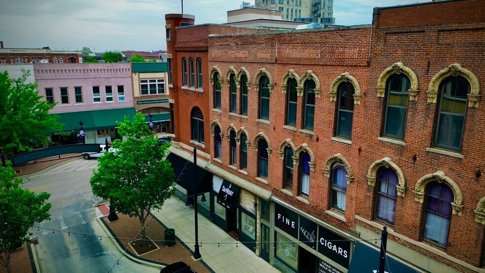 154-190 N Merchant St, Decatur, IL à vendre - Photo de l’immeuble – Image 3 sur 27
