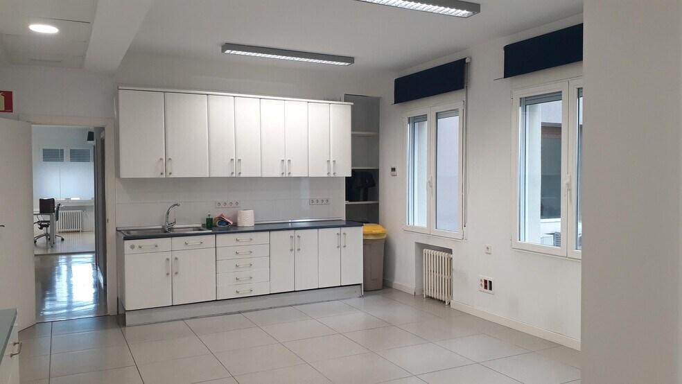 Bureau dans Madrid, Madrid à louer - Photo intérieure – Image 2 sur 2