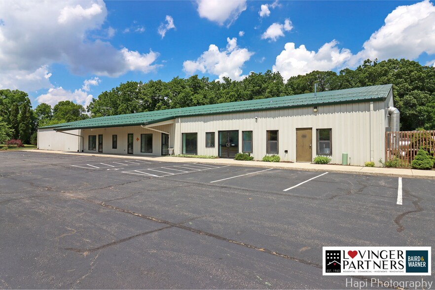 18451 W Il Route 120, Grayslake, IL à vendre - Photo de l’immeuble – Image 1 sur 41