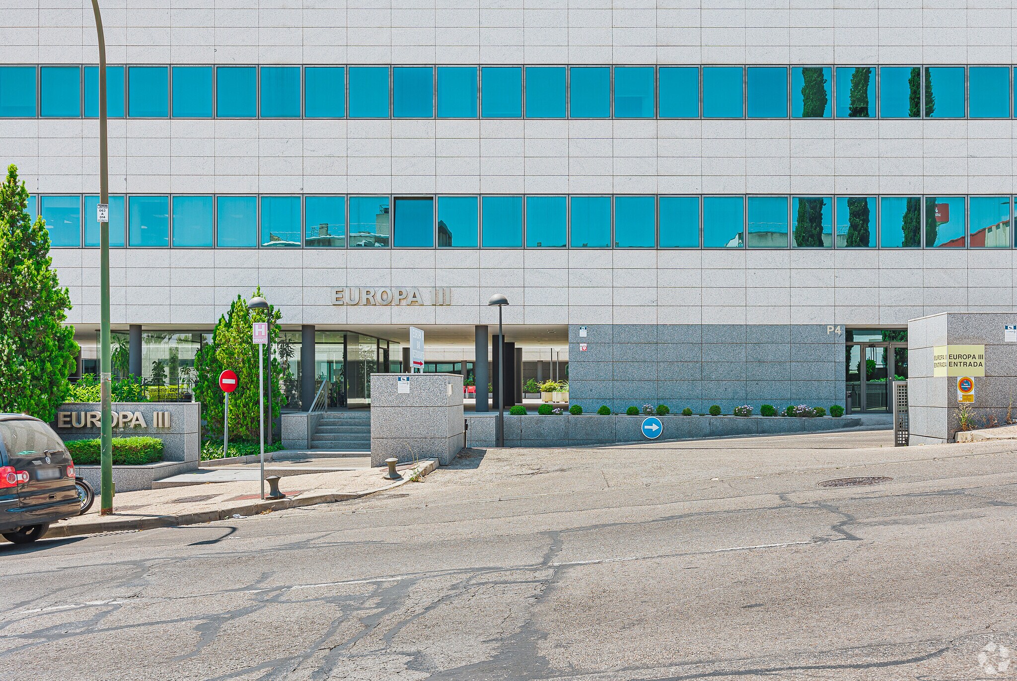 Calle San Rafael, 1, Alcobendas, Madrid à louer Photo de l’immeuble– Image 1 sur 2
