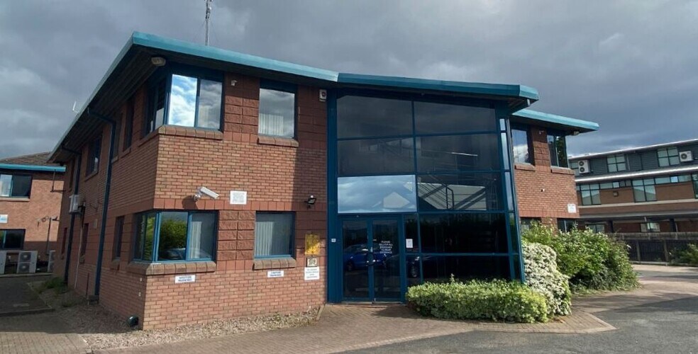 203 Airport Rd, Belfast à vendre - Photo principale – Image 1 sur 1