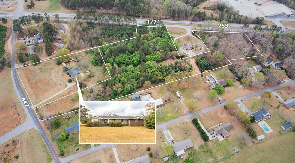 113 Roe Rd, Greenville, SC à vendre - Photo de l’immeuble – Image 2 sur 12