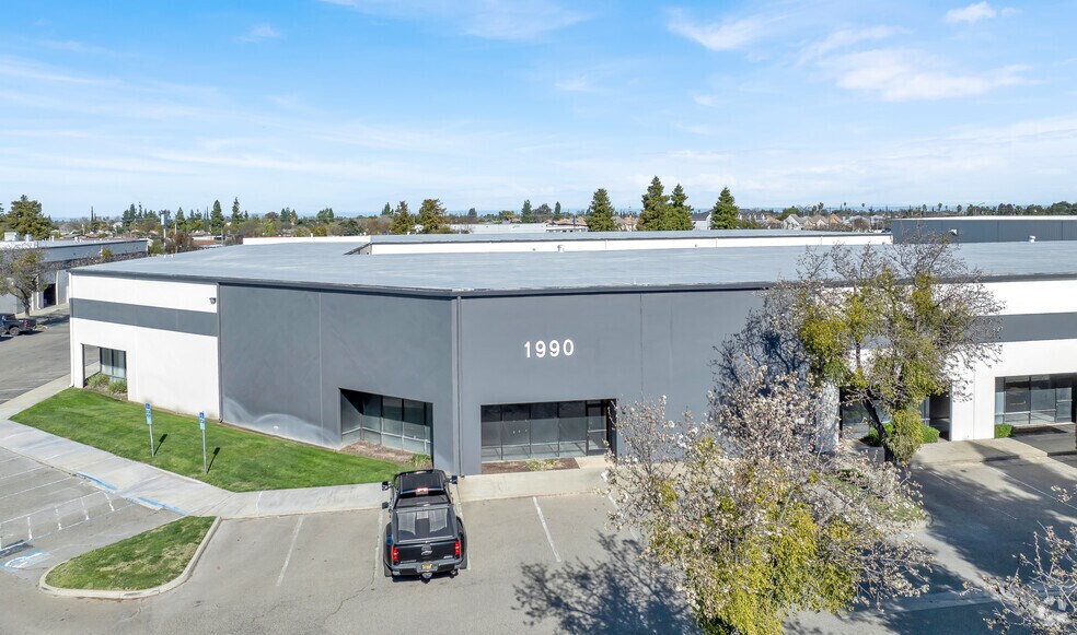 1990 Rockefeller Dr, Ceres, CA à vendre - Photo de l’immeuble – Image 3 sur 11
