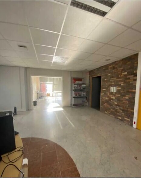 Bureau dans Le Havre à louer - Photo de l’immeuble – Image 3 sur 3