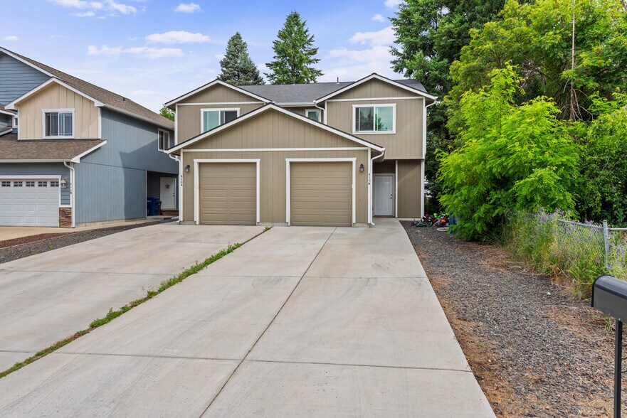 419 E E St, Deer Park, WA à vendre - Photo de l’immeuble – Image 2 sur 24