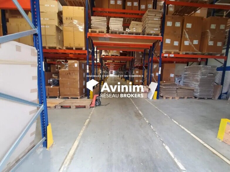 Industriel/Logistique dans Rumilly à louer - Photo de l’immeuble – Image 3 sur 8