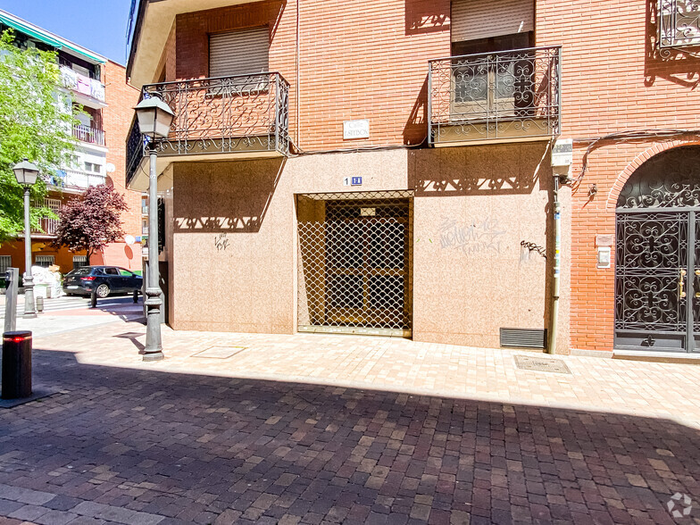 Calle Estebón, 1, Leganés, Madrid à louer - Photo de l’immeuble – Image 2 sur 3