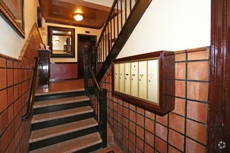 Plus de détails pour 8 Bond St, Great Neck, NY - Bureau à louer