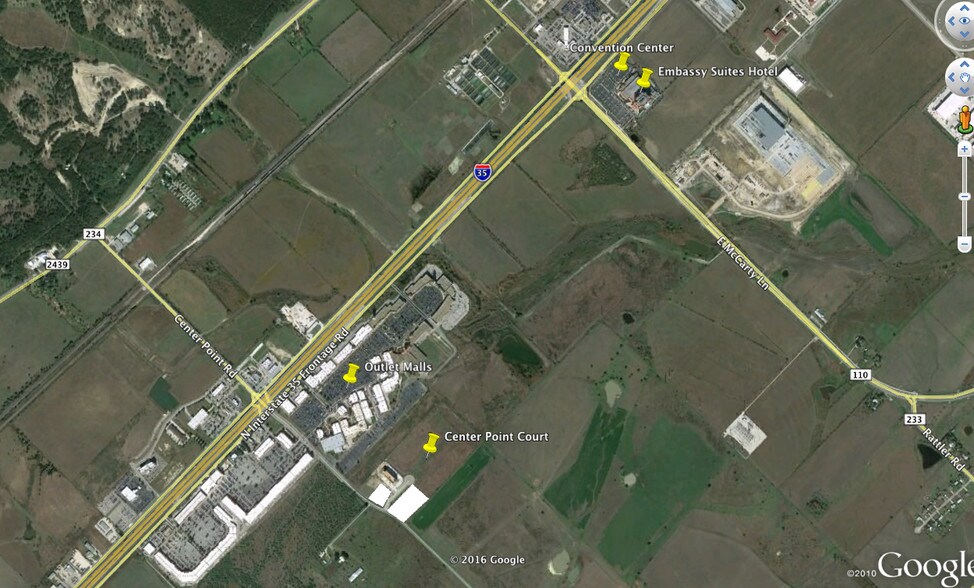 1405 Centerpoint Rd, San Marcos, TX à vendre - Photo de l’immeuble – Image 3 sur 3