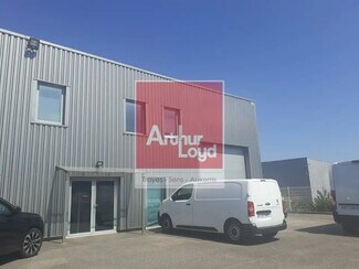 Plus de détails pour Industriel/Logistique à louer