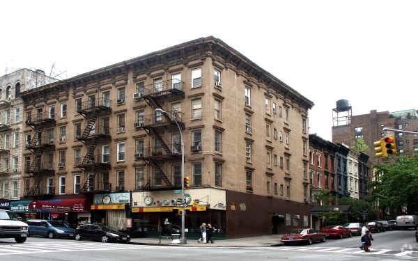 1656-1660 3rd Ave, New York, NY à louer - Photo de l’immeuble – Image 1 sur 2