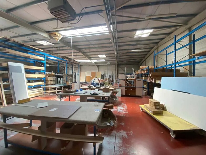 Bureau dans Eysines à louer - Photo de l’immeuble – Image 1 sur 9