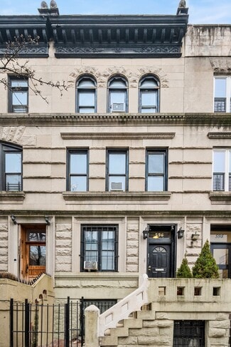 Plus de détails pour 596 W 152nd St, New York, NY - Logement à vendre
