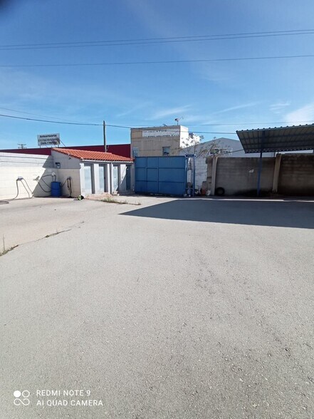 Industriel/Logistique dans Cáceres à vendre - Photo de l’immeuble – Image 2 sur 15