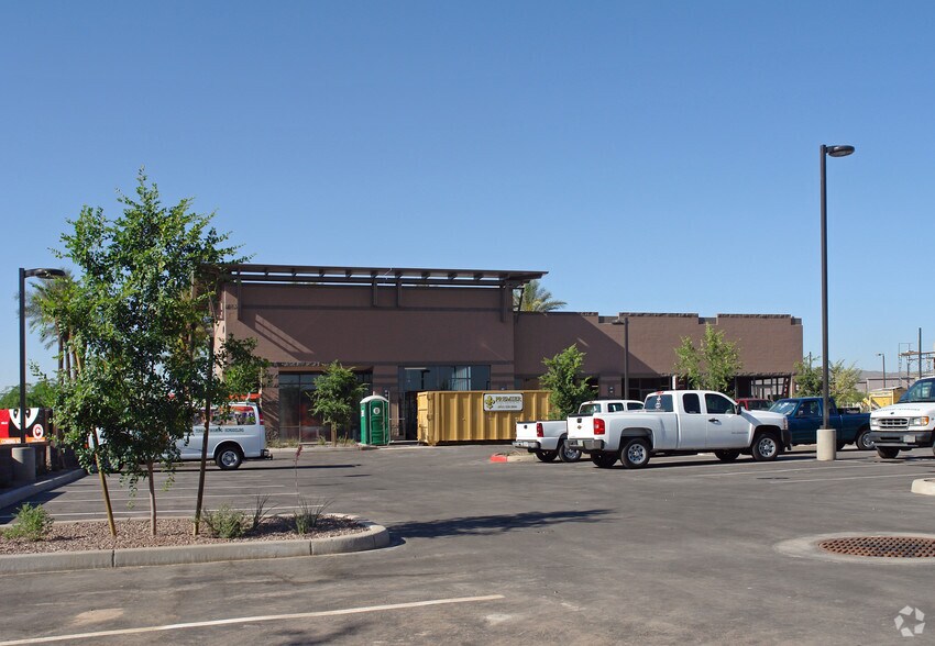 4750 S 48th St, Phoenix, AZ à vendre - Photo de l’immeuble – Image 3 sur 6