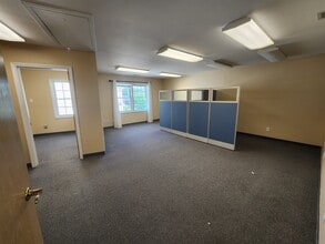 1076 Main St, Fishkill, NY à louer Photo intérieure– Image 1 sur 4