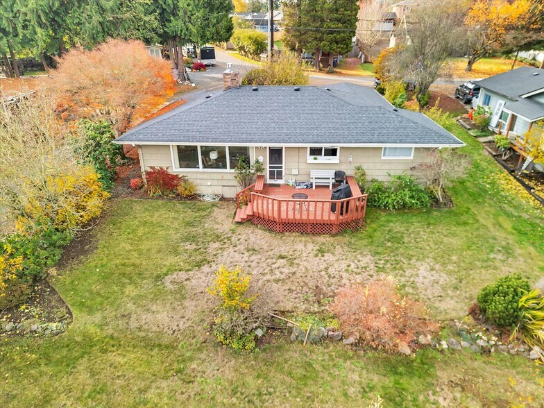 7723 Cascade Dr, Everett, WA à vendre - Photo de l’immeuble – Image 3 sur 38