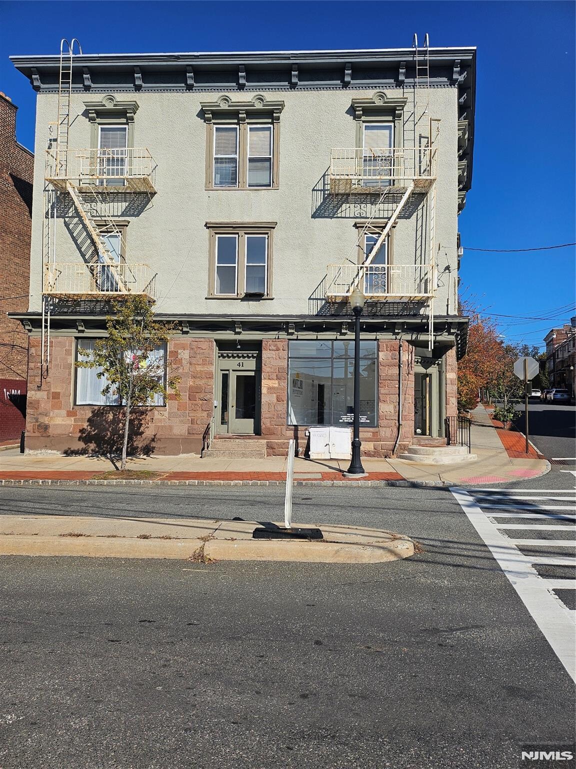 41 Glenridge Ave, Montclair, NJ à vendre Photo de l’immeuble– Image 1 sur 4