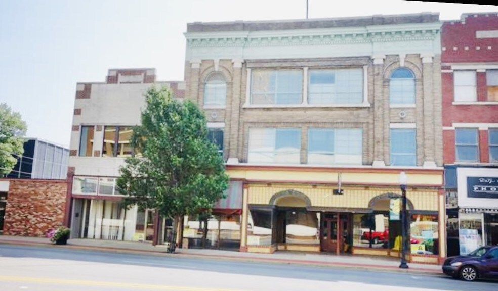 405-409 S Main St, Joplin, MO à louer - Photo de l’immeuble – Image 2 sur 12