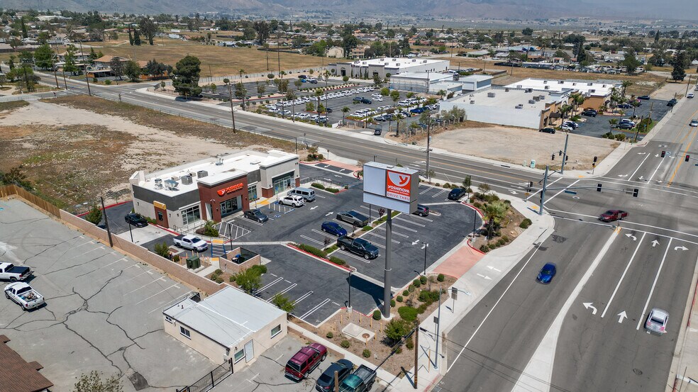 775 E Ramsey St, Banning, CA à vendre - Photo de l’immeuble – Image 3 sur 20