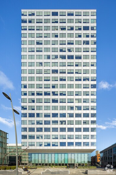 Passeig de la Zona Franca, Barcelone, Barcelona à louer - Photo de l’immeuble – Image 3 sur 5