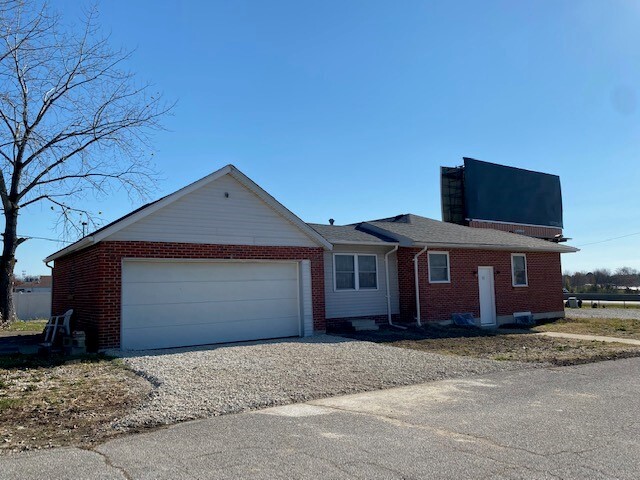 333 Warren, Wright City, MO à louer Photo principale– Image 1 sur 5