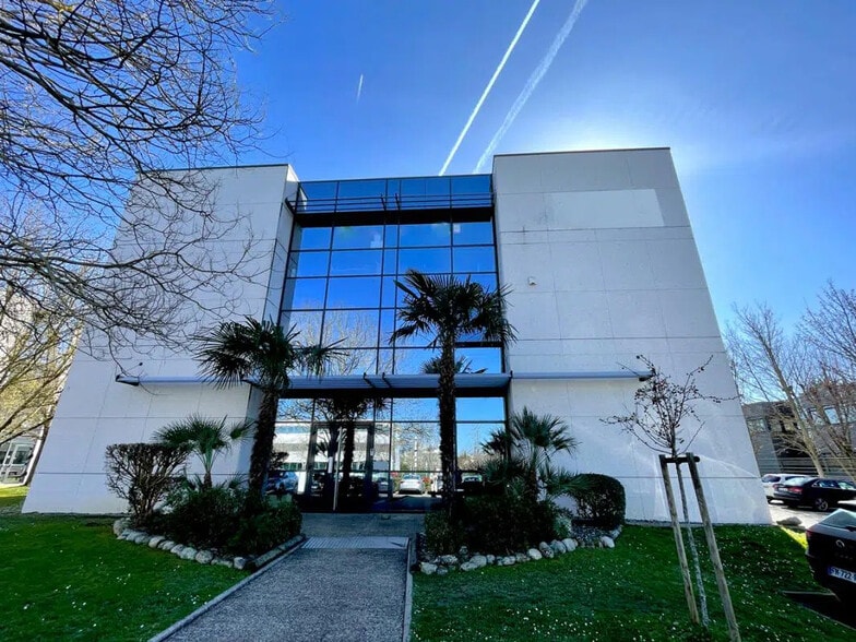 5 Rue Roger Camboulives, Toulouse à louer - Photo de l’immeuble – Image 1 sur 11