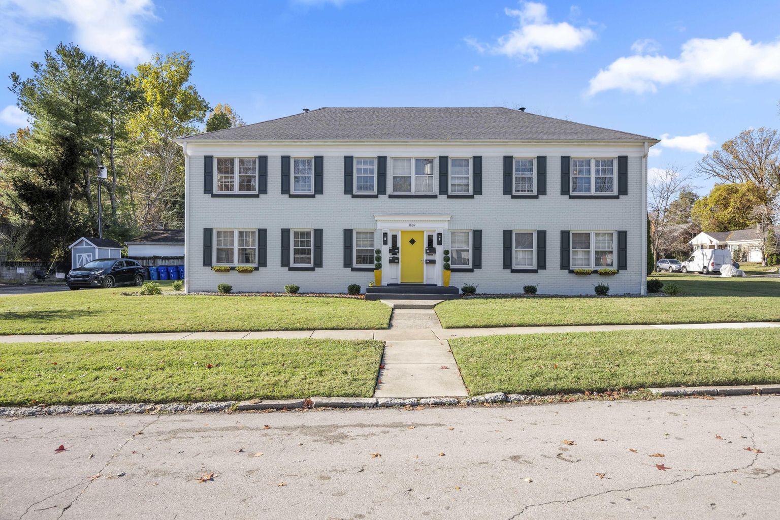 1802 Carolyn Dr, Lexington, KY à vendre Photo de l’immeuble– Image 1 sur 14