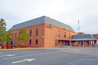 Plus de détails pour 1 W Queens Way, Hampton, VA - Bureau à vendre