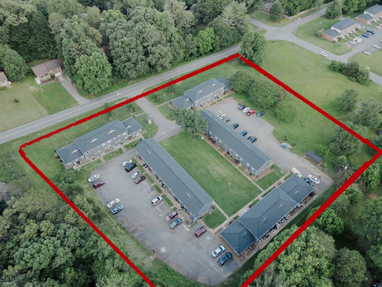 1307 County Home Rd, Conover, NC à vendre - Photo de l’immeuble – Image 3 sur 7