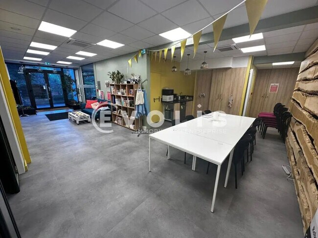 Plus de détails pour Bureau à louer