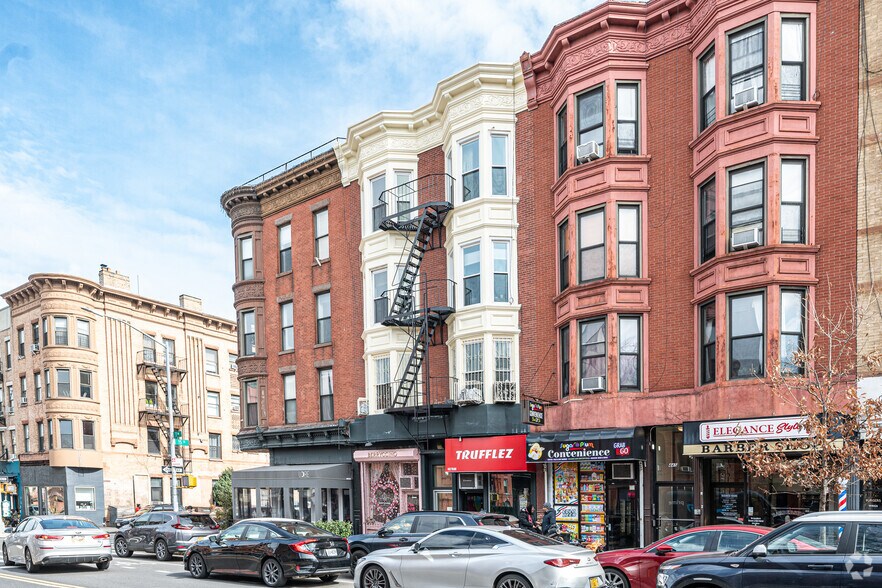 443 7th Ave, Brooklyn, NY à louer - Photo de l’immeuble – Image 2 sur 7