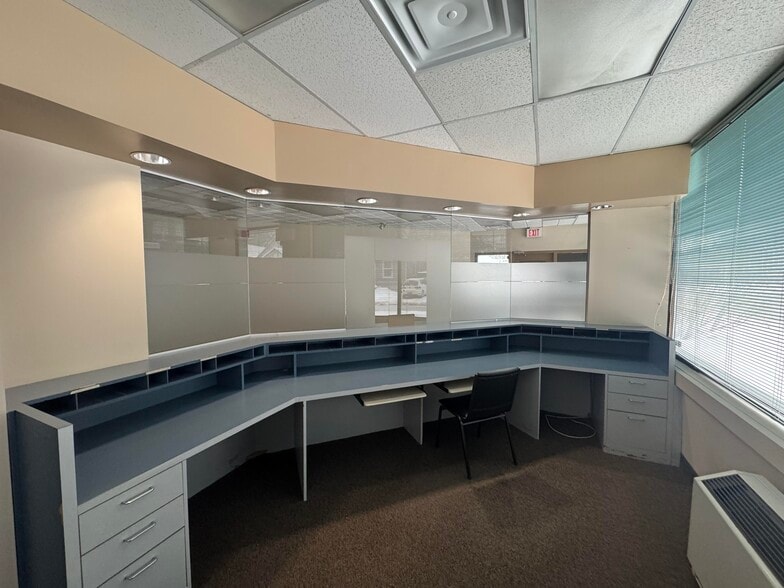 240 Waterloo St, London, ON à louer - Photo intérieure – Image 3 sur 42