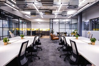 Plus de détails pour Silbury Blvd, Milton Keynes - Coworking à louer