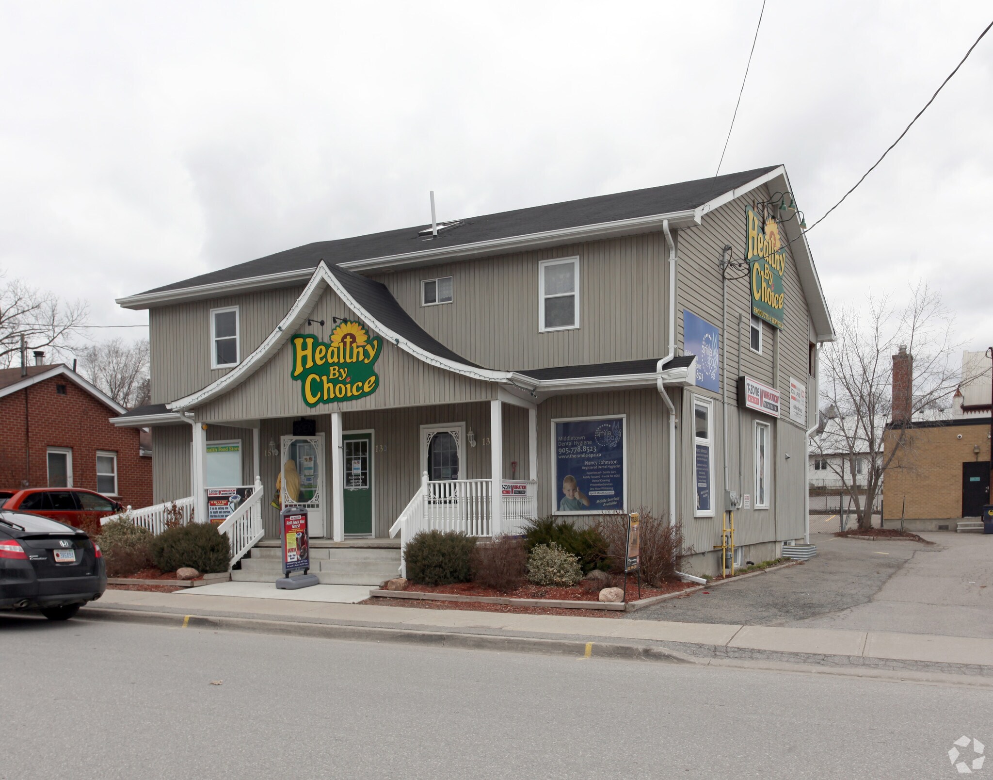 13-15 John St W, Bradford West Gwillimbury, ON à louer Photo principale– Image 1 sur 3