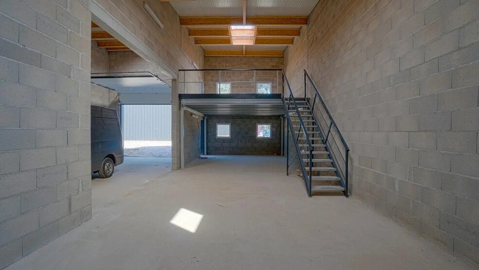 Industriel/Logistique dans Nantes à vendre - Photo de l’immeuble – Image 3 sur 4