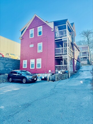 Plus de détails pour 4421 Washington St, Roslindale, MA - Logement à vendre