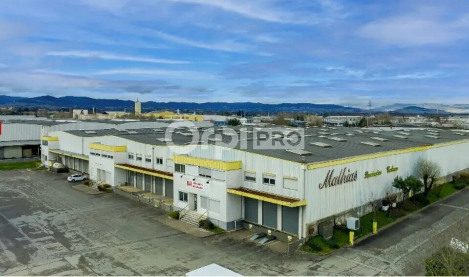 73 Rue Marius Berliet, Arnas à louer - Photo de l’immeuble – Image 2 sur 4