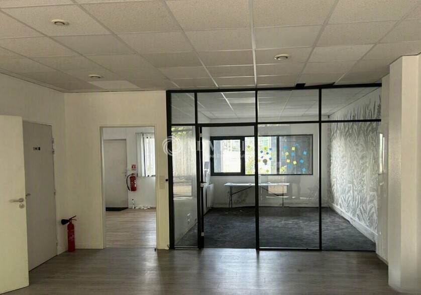 Bureau dans Tours à vendre - Photo intérieure – Image 1 sur 8