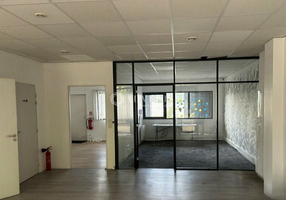 Bureau dans Tours à vendre Photo intérieure– Image 1 sur 9
