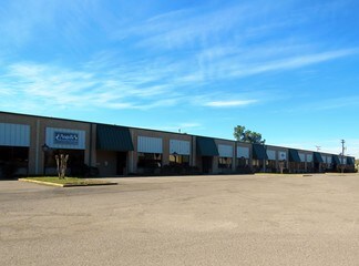 Plus de détails pour 1305 N Hills Blvd, North Little Rock, AR - Industriel/Logistique à louer