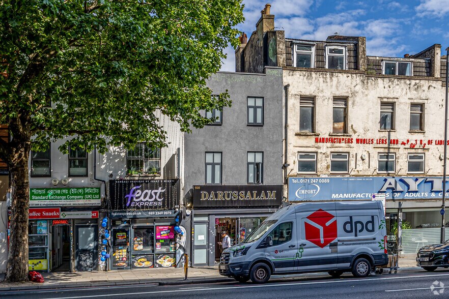 105 Whitechapel Rd, Londres à vendre - Photo principale – Image 1 sur 2