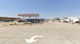 Plus de détails pour 3 Turnkey Fuel & Retail Properties - Kan – Local commercial à vendre