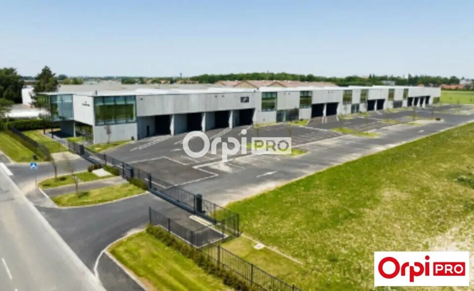 Industriel/Logistique dans Seclin à louer Photo de l’immeuble– Image 1 sur 13