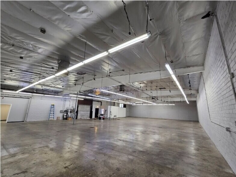 3816-3818 S Broadway, Los Angeles, CA à louer - Photo de l’immeuble – Image 2 sur 3