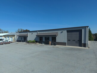 Plus de détails pour 17894 Virgil H Goode Hwy, Rocky Mount, VA - Local d'activités à louer