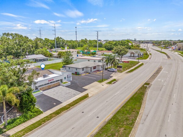 2470 Sunset Point Rd, Clearwater, FL à vendre - Photo de l’immeuble – Image 2 sur 28