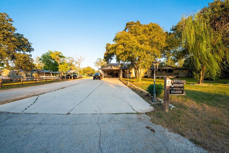4514 Billy Sames, Adkins, TX à vendre - Photo de l’immeuble – Image 3 sur 62
